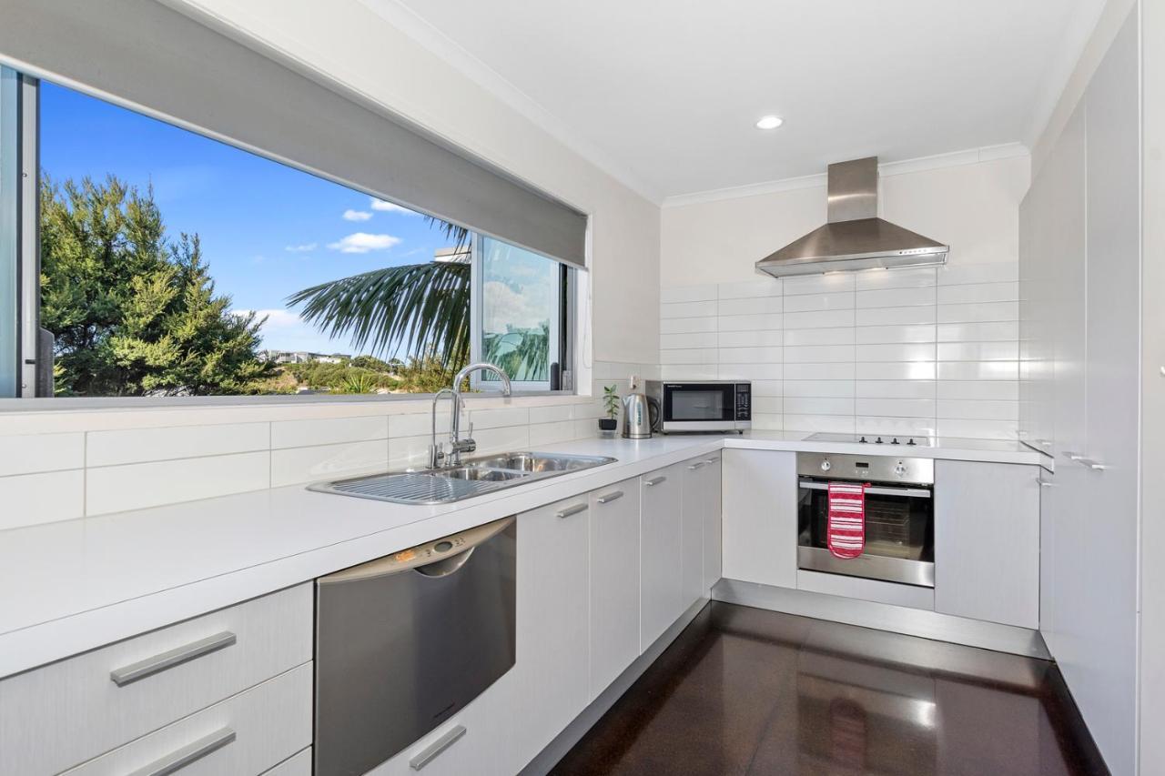 The Nautical Bach - Mangawhai Heads Holiday Home Bagian luar foto